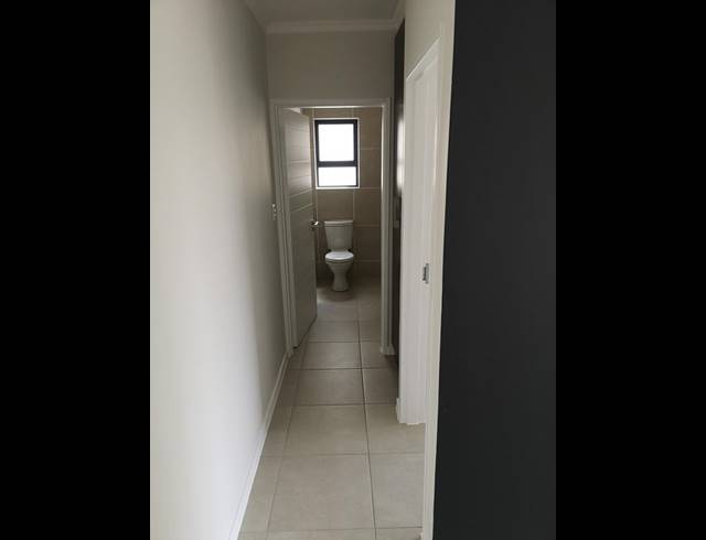 1 BEDROOM APARTMENT FOR SALE IN OLIVEDALE